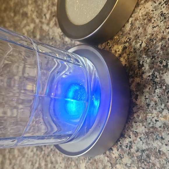 Light up candle stands - Picture 2 of 3
